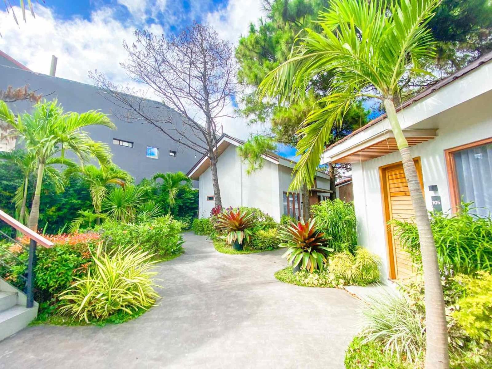 Hortz Hotels And Resorts Tagaytay City Exterior photo