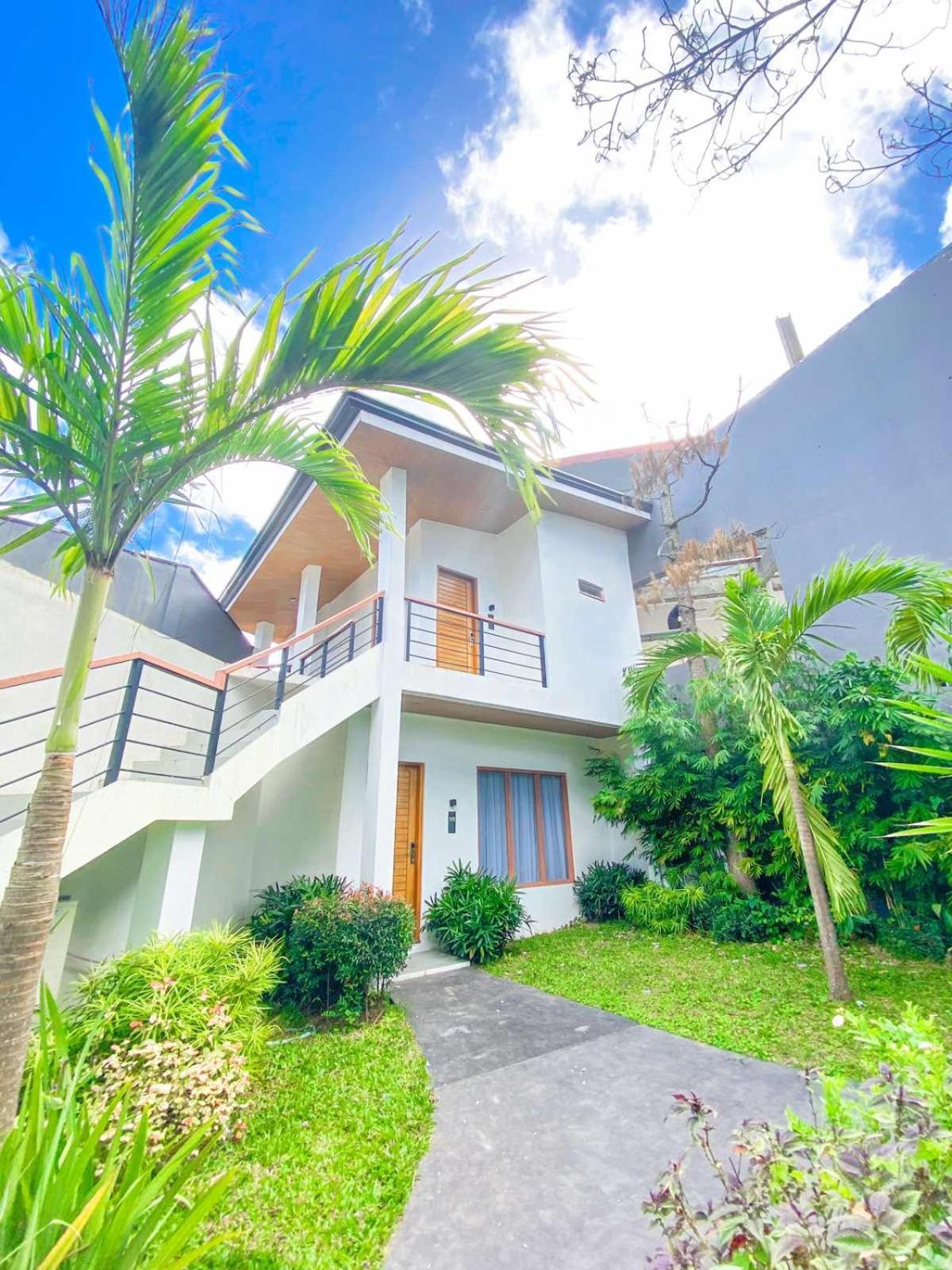 Hortz Hotels And Resorts Tagaytay City Exterior photo